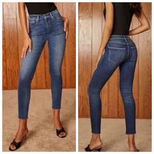 Denim Forum 26 Modern Contemporary Best Asset Mid Rise Nico Skinny Crop Jeans